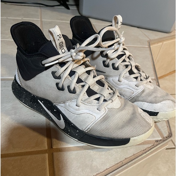 Nike PG 3 TB White Mens size 7.5 - Picture 1 of 4